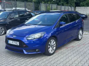 Ford Focus Mk3 (2010-2018) 2.0 EcoBoost ST mit Leder-Sport-Paket 2013
