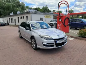 Renault Laguna III (2007-) 2.0 dCi Black Edition 2012