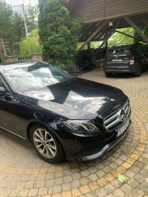 Mercedes-Benz E W213 (2016-2023) 200 d 9G-TRONIC 2017