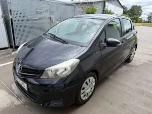 Toyota Yaris III (2011-2019) 1.0 Luna 2012