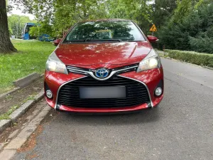 Toyota Yaris III (2011-2019) Hybrid 100 Premium EU6 2014