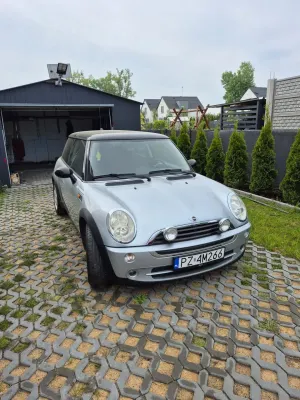 Mini One 2005
