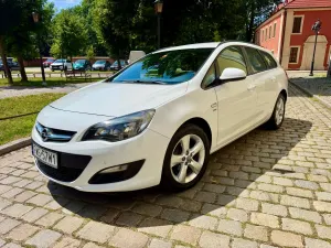 Opel Astra J (2009-2019) 1.4 Turbo Active 2013