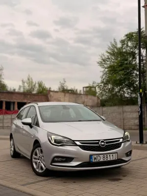 Opel Astra K (2015-2021) 1.6 CDTI Essentia S&S 2017