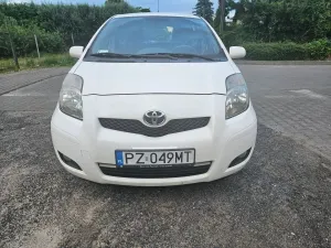Toyota Yaris II (2005-2011) 1.33 VVT-i Life 2011