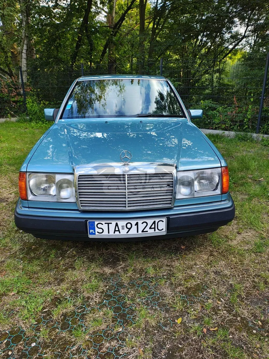 Mercedes-Benz E 1991