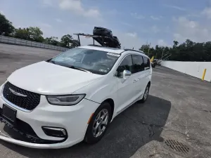 Chrysler Pacifica 2022