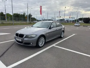 BMW 3 Series E90/E91/E92/E93 (2005-2012) 320d 2011