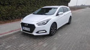 Hyundai i40 Kombi blue 1.7 CRDi DCT Premium 2016
