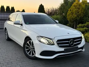 Mercedes-Benz E W213 (2016-2023) 220 d 9G-TRONIC Avantgarde 2019