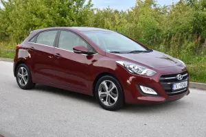 Hyundai i30 II (2012-2017) blue 1.4 YES Gold 2015