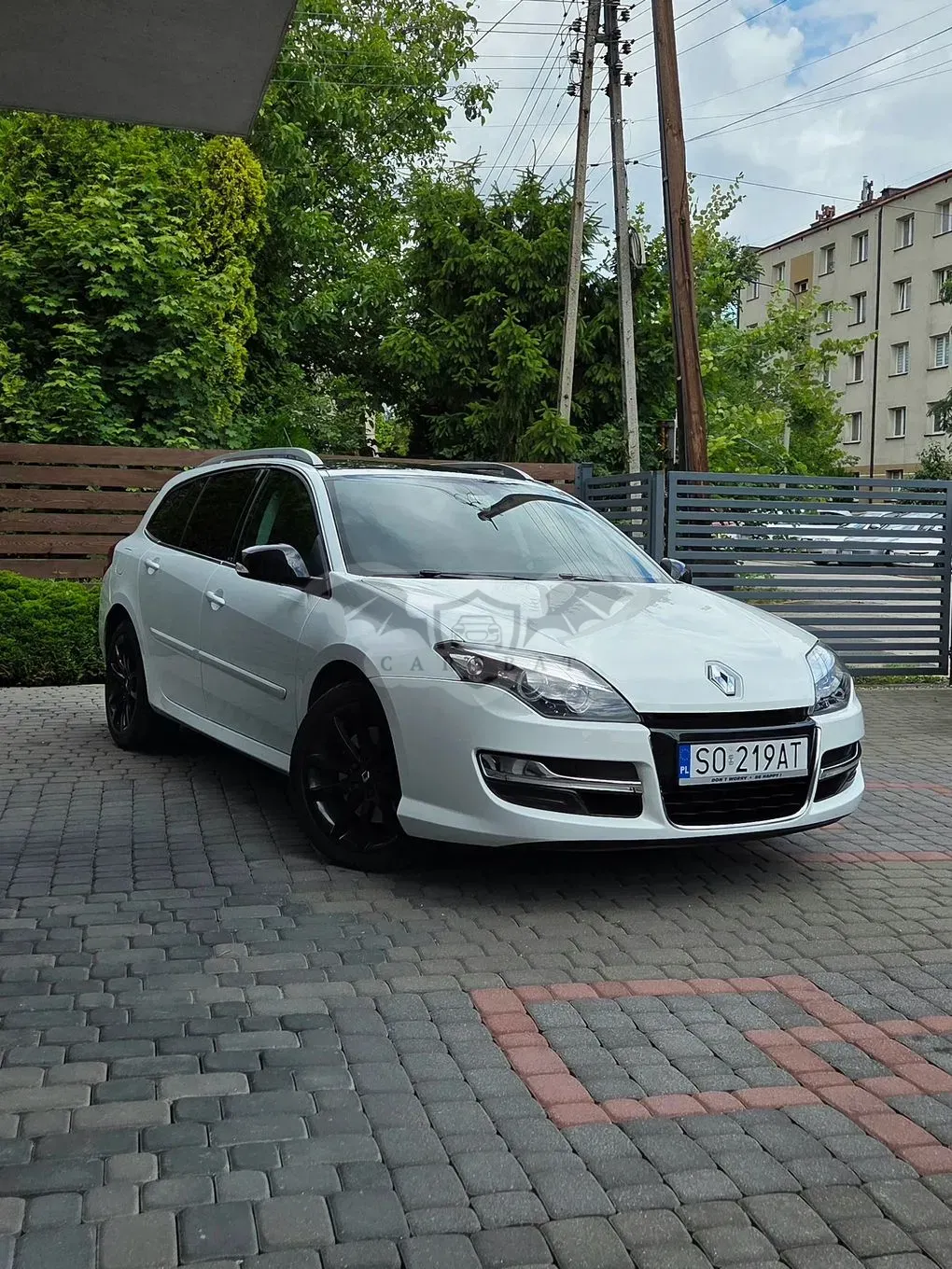Renault Laguna III (2007-) 2.0 T Bose Edition 2010