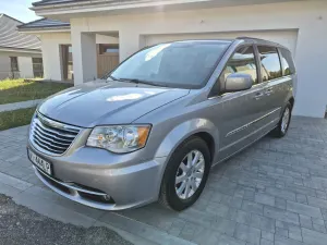 Chrysler Town & Country V (2007-2016) 3.6 Touring 2013