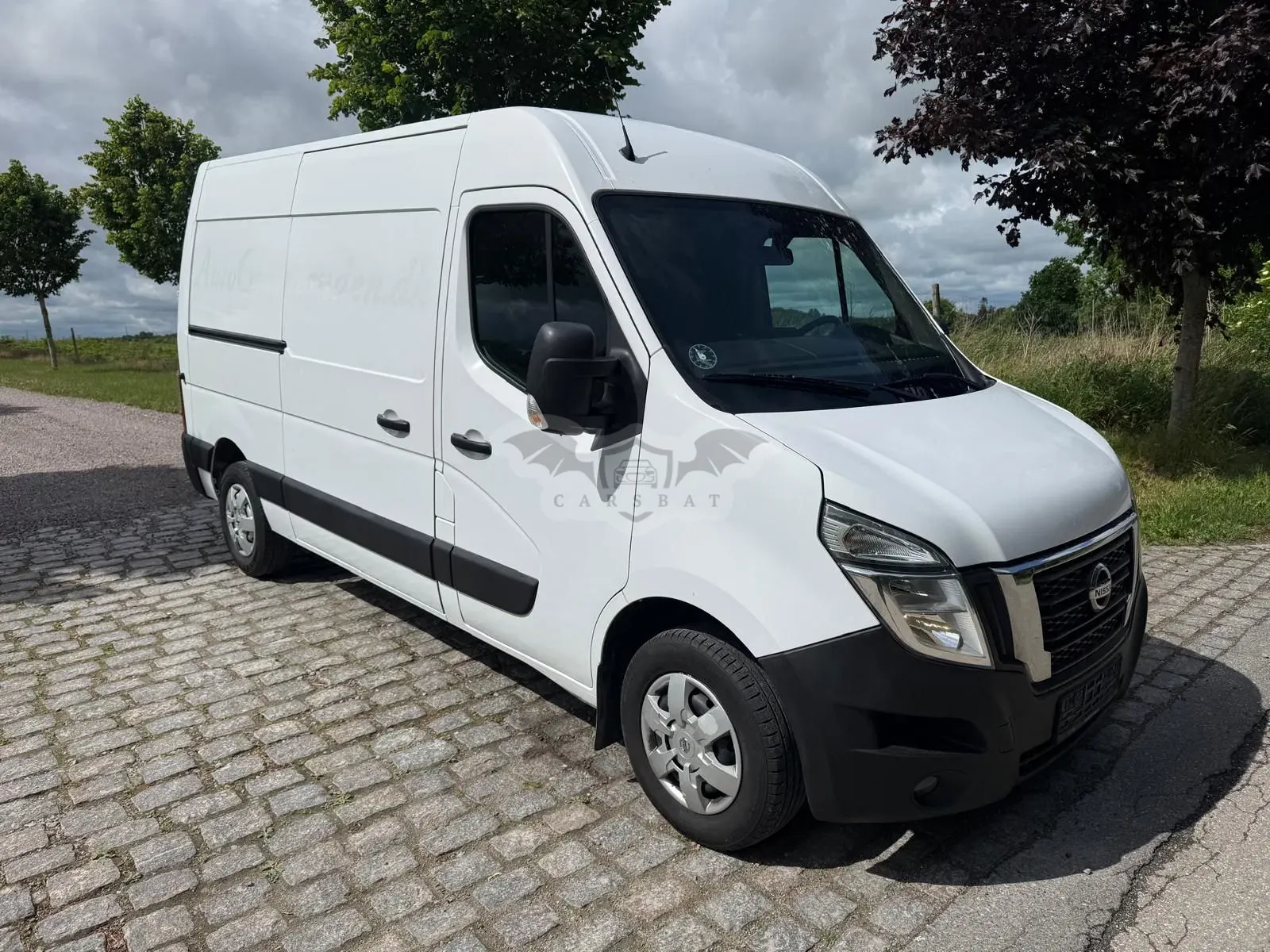 Nissan NV400 2021