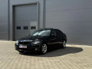 BMW 3 Series E90/E91/E92/E93 (2005-2012) 2011