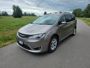 Chrysler Pacifica 2017