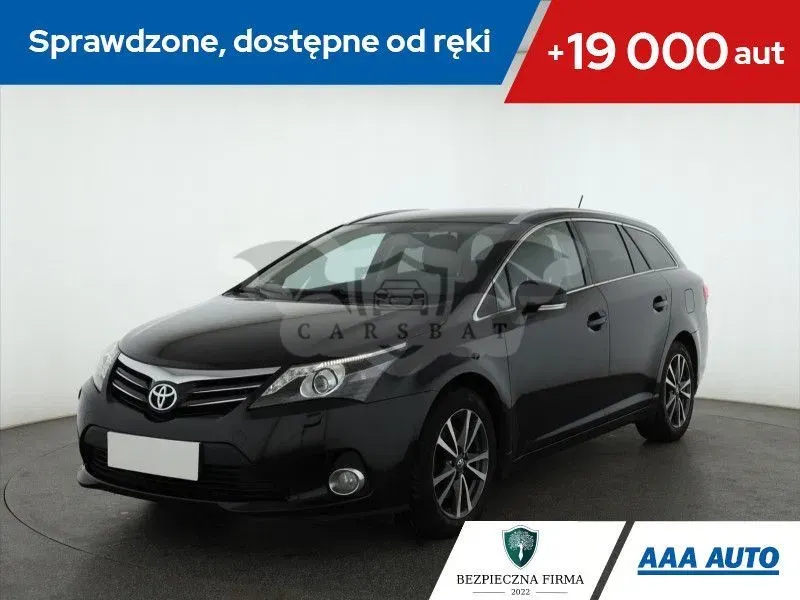 Toyota Avensis III (2009-) 2013