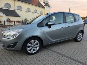 Opel Meriva II (2010-) 1.4 T Cosmo 2013
