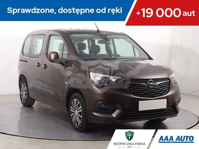 Opel Combo D (2011-2018) 2018