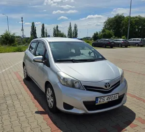 Toyota Yaris III (2011-2019) 1.0 Luna 2012