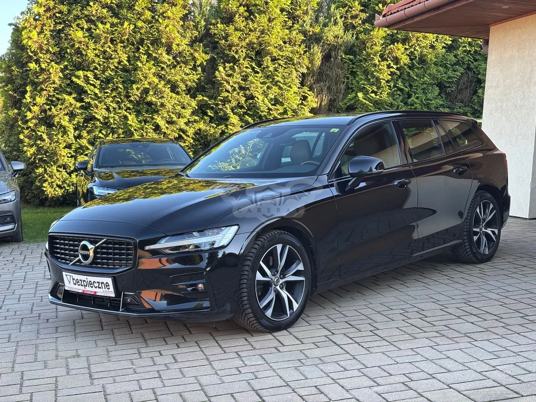 Volvo V60 II (2018- ) B4 D Geartronic RDesign 2021