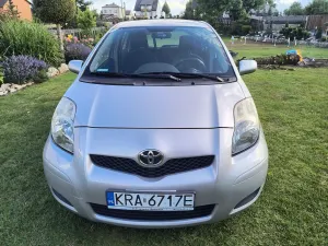 Toyota Yaris II (2005-2011) 1.33 Luna 2009