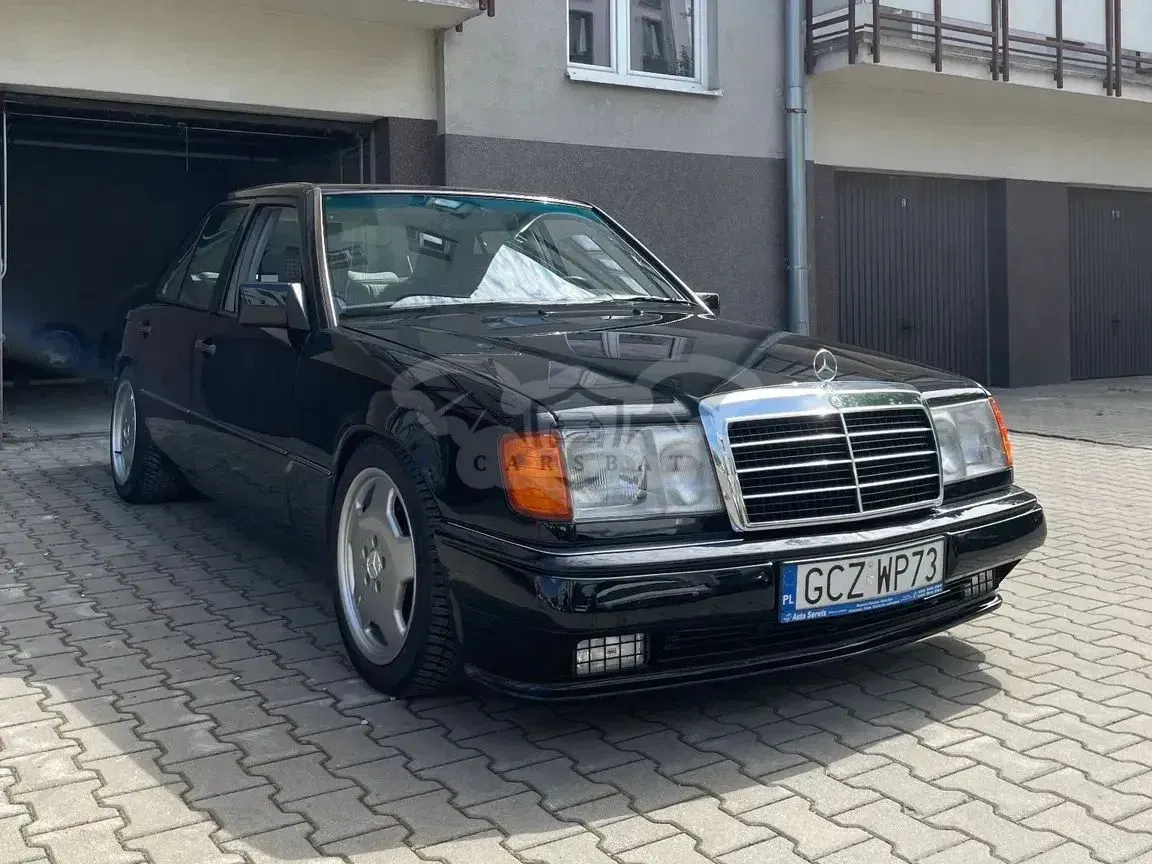 Mercedes-Benz E 1992