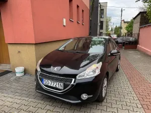Peugeot 208 I (2012-2019) 2013