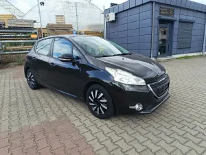 Peugeot 208 I (2012-2019) 82 VTI Allure 2012