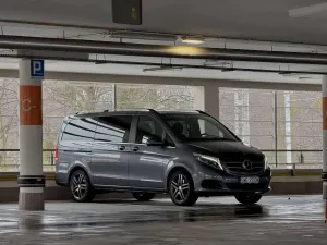 Mercedes-Benz V II (2014-) 250 (BlueTEC) d Avantgarde 7G-Tronic (d³ugi) 2017