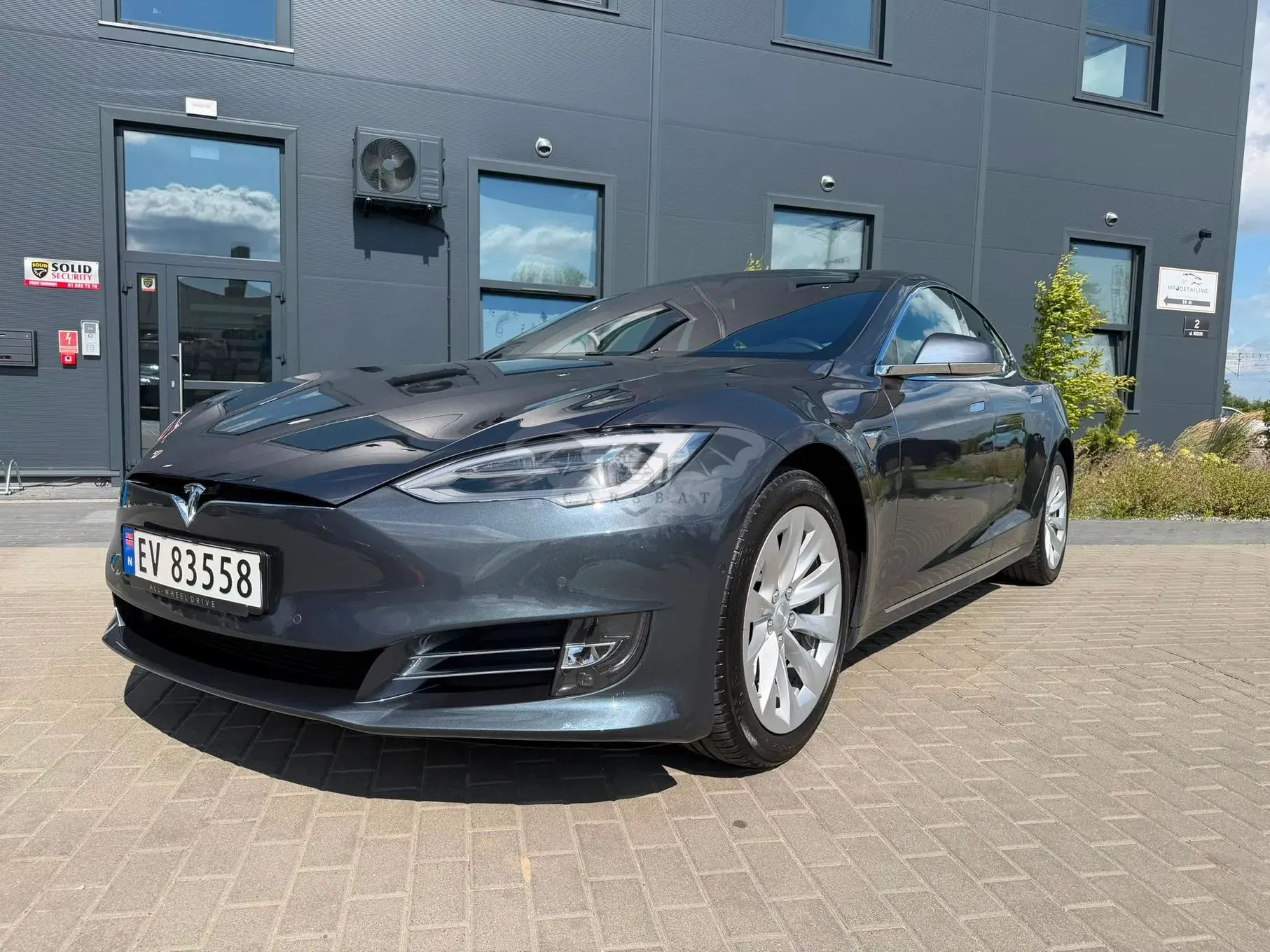 Tesla Model S 2019