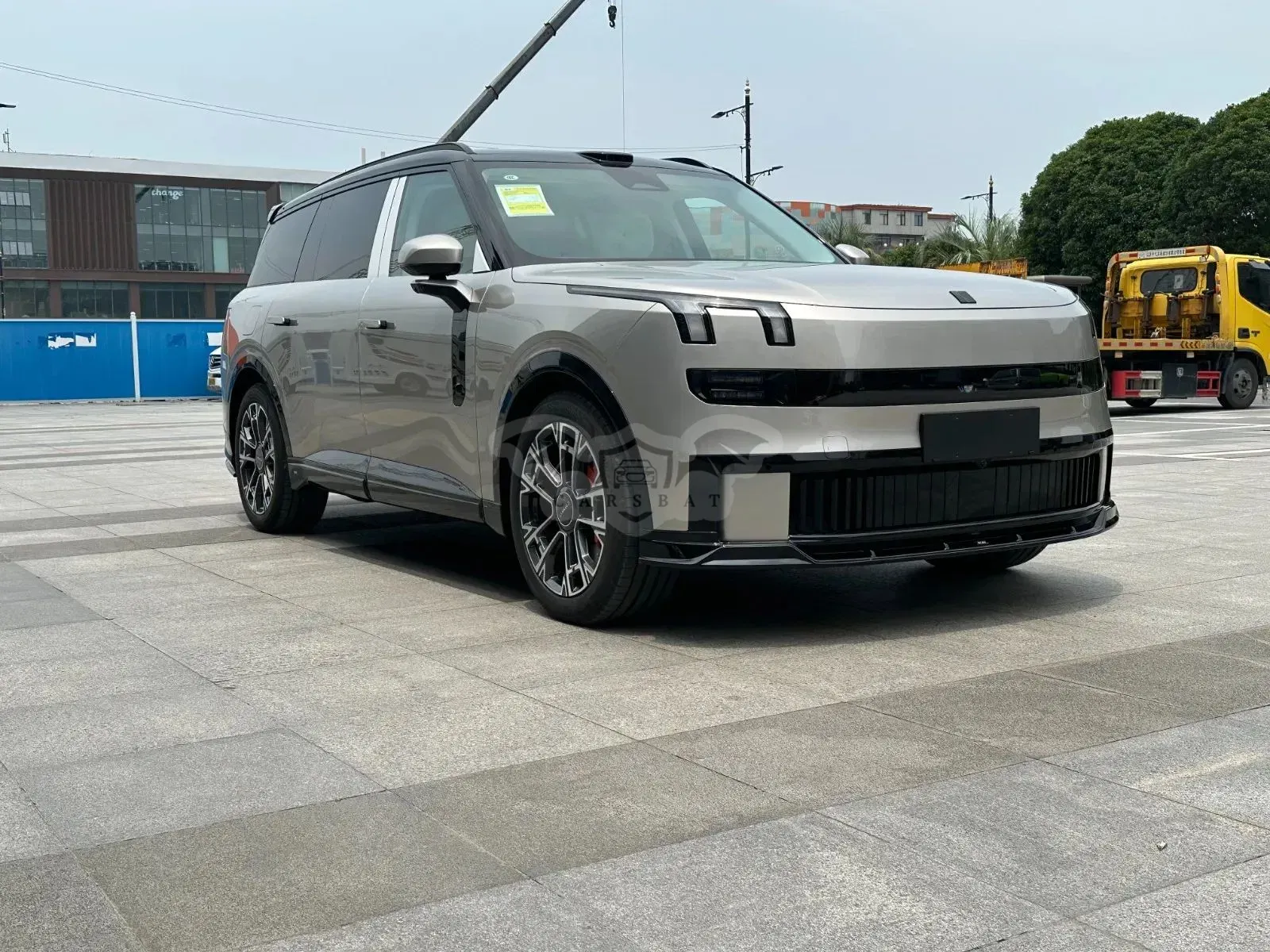 Lynk & co 900 2025