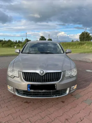 Skoda Superb II (2008-2018) 2.0 TDI Platinum DSG 2008