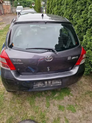 Toyota Yaris II (2005-2011) 1.4 D-4D Luna EU5 2010