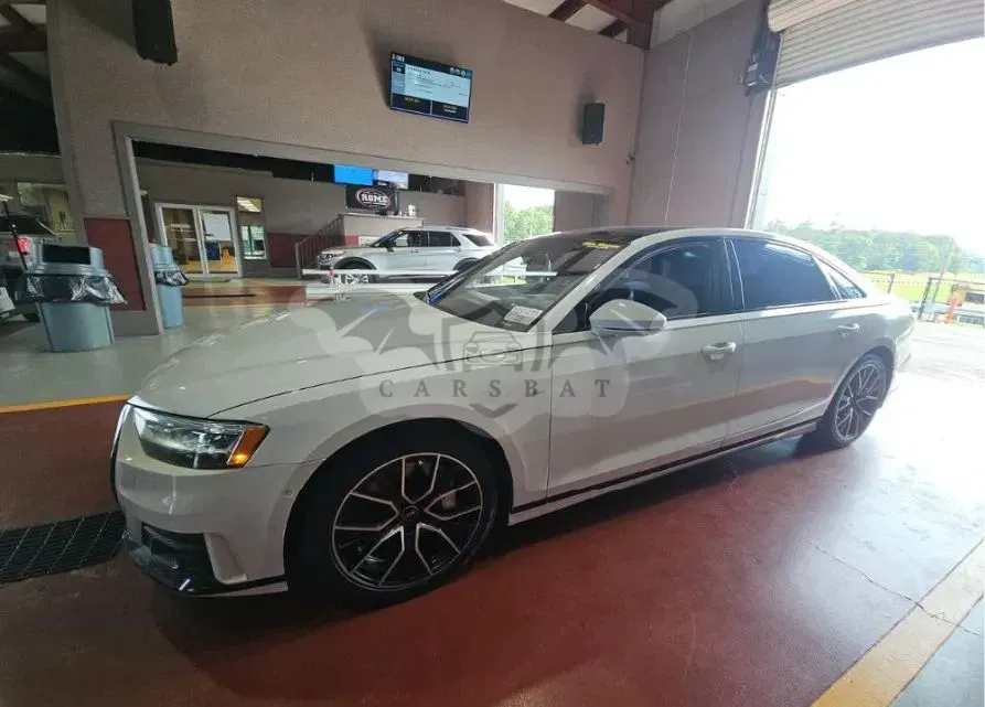 Audi A8 D5 (2017-) L 55 TFSI quattro tiptronic 2021