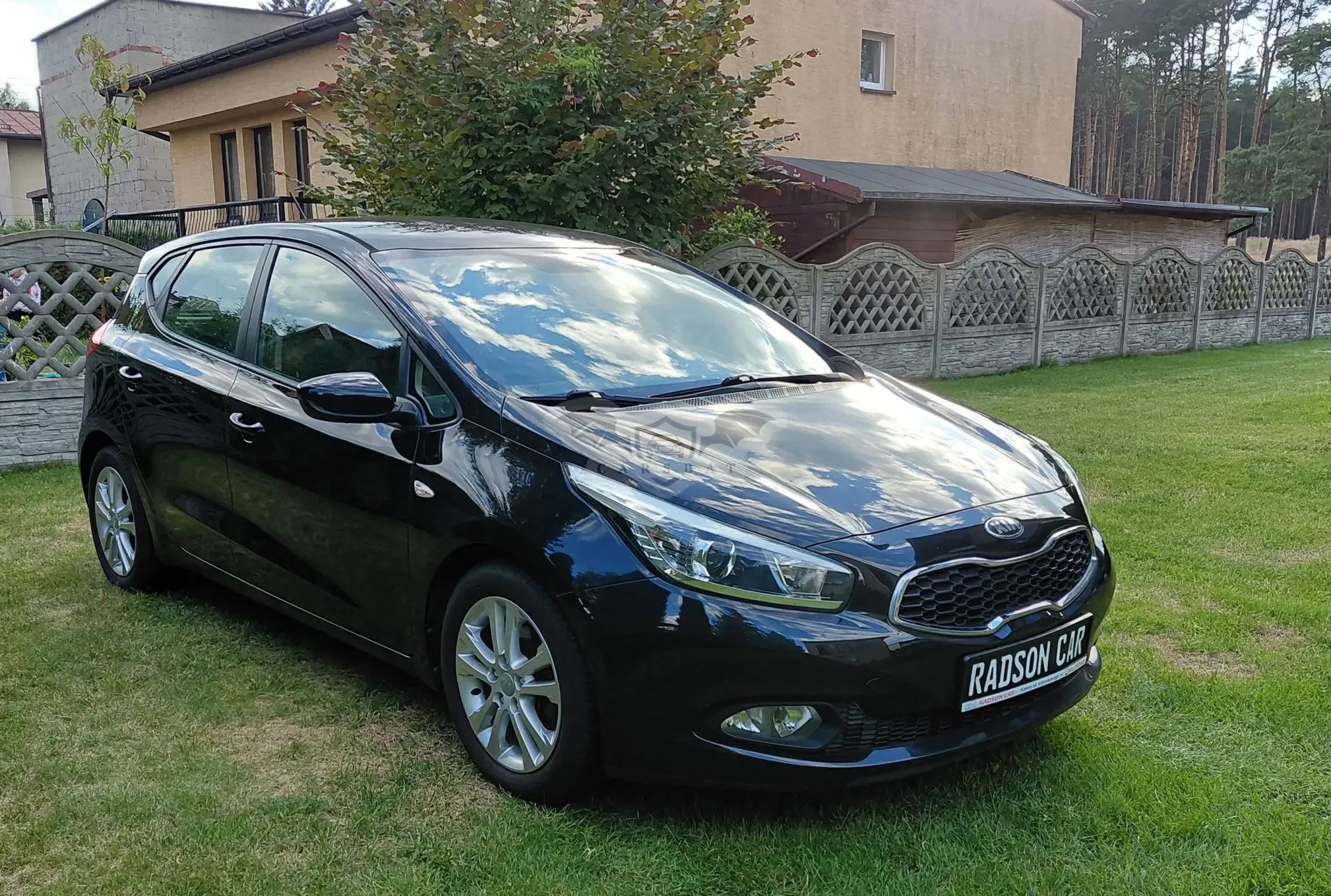 Kia Ceed II (2012-) 1.6 GDI Dream-Team Edition 2013