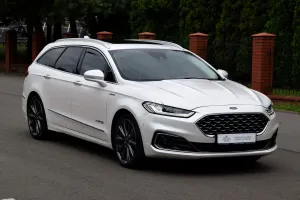 Ford Mondeo Mk5 (2014-) 2.0 Hybrid Vignale Plus 2020