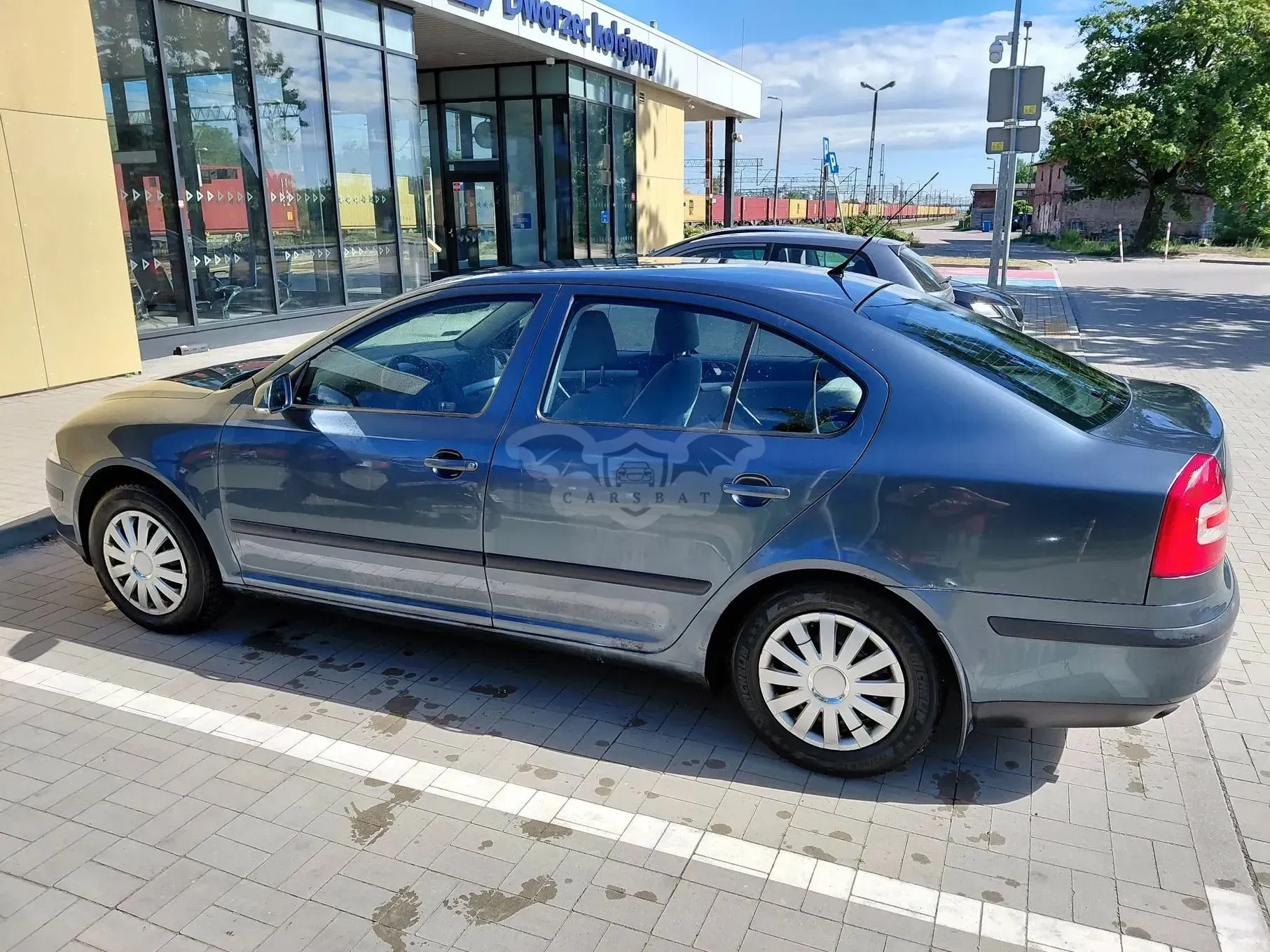 Skoda Octavia II (2004-2013) 1.6 Tour Ice 2004