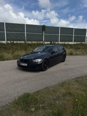 BMW 3 Series E90/E91/E92/E93 (2005-2012) 325xi 2007
