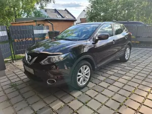 Nissan Qashqai II (2013-2021) 1.2 DIG-T N-Vision 2015