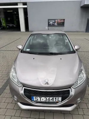 Peugeot 208 I (2012-2019) 1.2 PureTech Active 2013