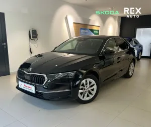 Skoda Octavia IV (2020-) 1.5 TSI Selection 2024