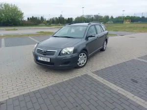 Toyota Avensis II (2003-2009) 2.0 D-4D Sol 2007