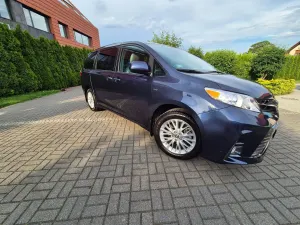 Toyota Sienna 3.5 V6 XLE AWD 2018