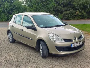 Renault Clio III (2005-2012) 1.2 16V Expression 2007