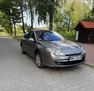 Renault Laguna III (2007-) 2.0 Dynamique 2009