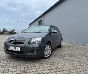 Toyota Avensis II (2003-2009) 2.0 D-4D Sol Premium 2006