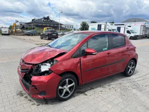 Toyota Yaris III (2011-2019) 1.33 Luna 2011