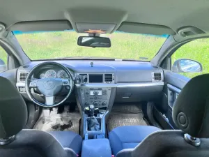 Opel Vectra C (2002-2008) 1.9 CDTI Elegance 2006