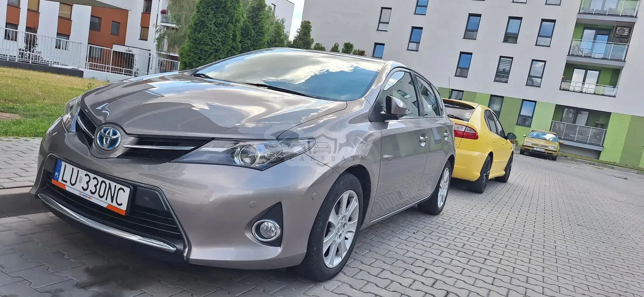 Toyota Auris II (2012-) 1.8 Executive 2013